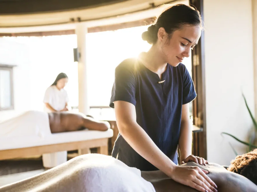 Vinoterapia e Lipoescultura com Gesso e Bandagem