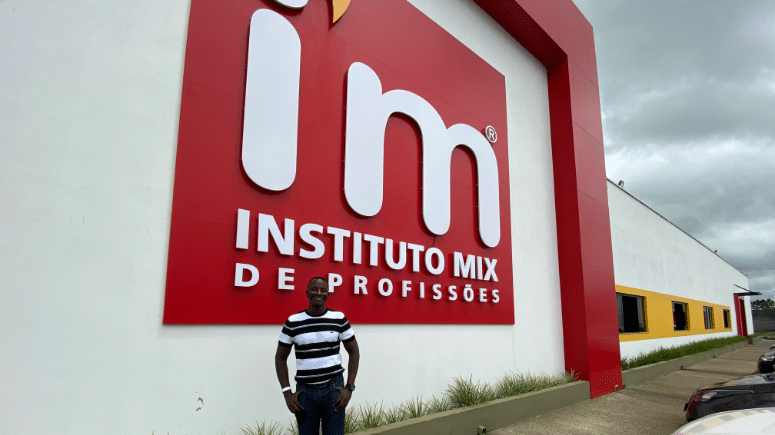 Investidor de Guiné-Bissau visita franqueadora IM